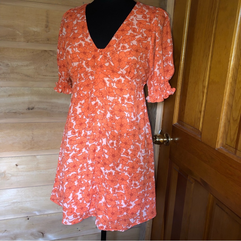 Sienna Sky orange floral lined mini dress size small faux button front NWT